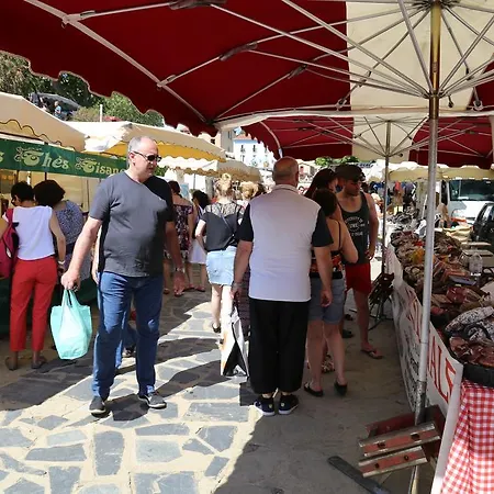 Centre Parking Gratuit Lägenhet *